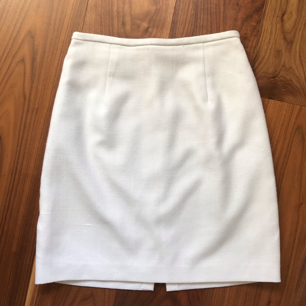 Vintage white skirt 🤍